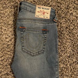 JENNIE MID RISE CURVY SKINNY JEAN